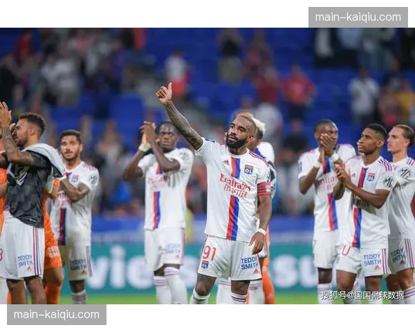 兰斯0-2不敌里昂,拉卡泽特传射建功,客队结束联赛三连平 兰斯0-2不敌里昂,拉卡泽特传射建功,客队结束联赛三连平