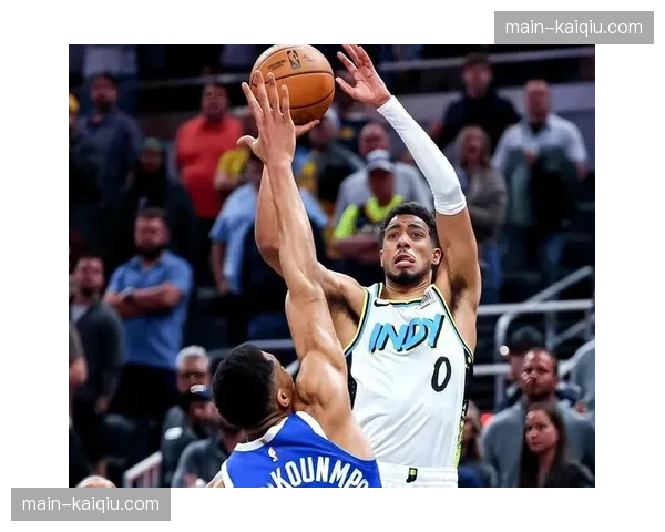 赛后快评:快船第四节进攻停滞,暴露缺乏组织核心的短板 赛后快评:快船第四节进攻停滞,暴露缺乏组织核心的短板