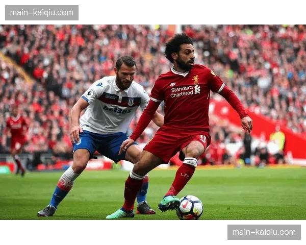 关键数据：本场主裁判平均“有利原则”延续时间较联赛均值多1.2秒